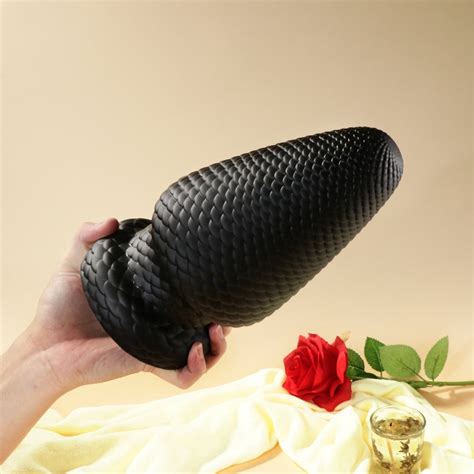 giant buttplug|huge